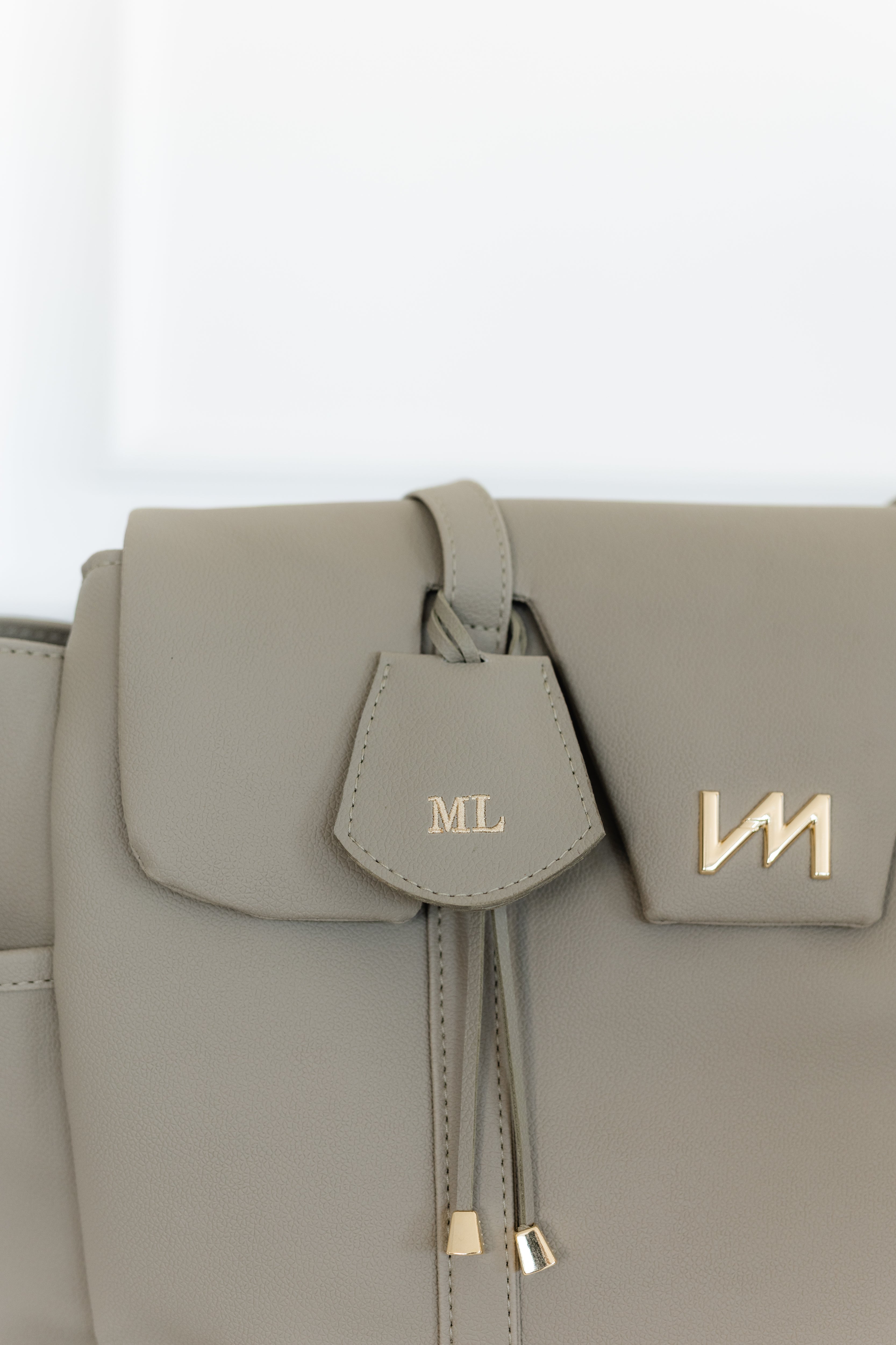 Colgante Ella Nombre Gris