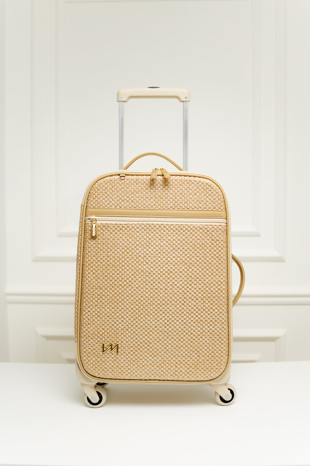 Maleta de maternidad con ruedas trenzada paja