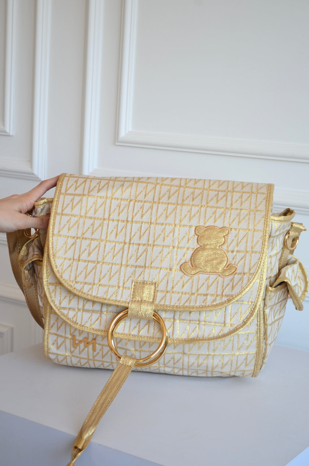 Bolso Louise Origen Dorado bordado oso OUTLET