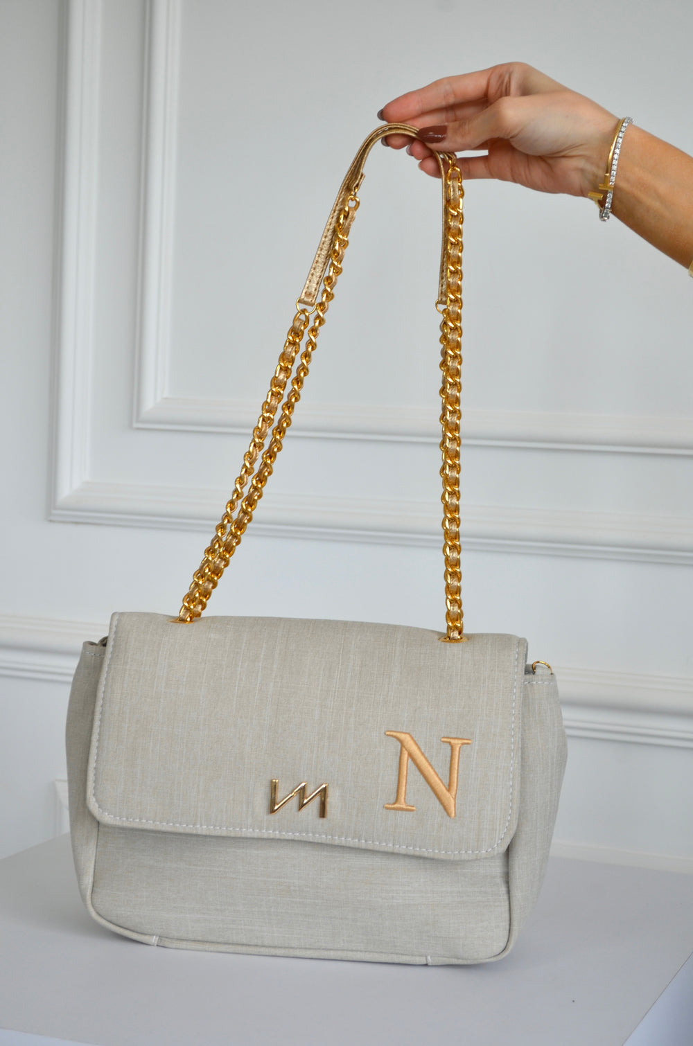 Kate Mini Lino BEIGE bordado inicial N OUTLET